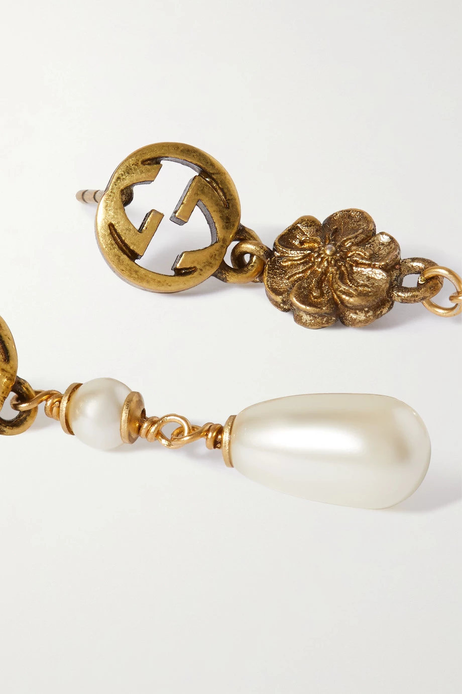 GUCCI Goldfarbene Ohrstecker Mit Kunstperlen 4 GUCCI Goldfarbene Ohrstecker Mit Kunstperlen – Bild 4