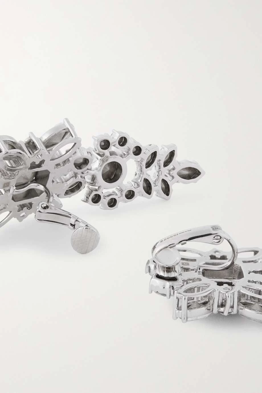 GUCCI Silberfarbene Ohrclips Mit Kristallen 3 GUCCI Silberfarbene Ohrclips Mit Kristallen – Bild 3
