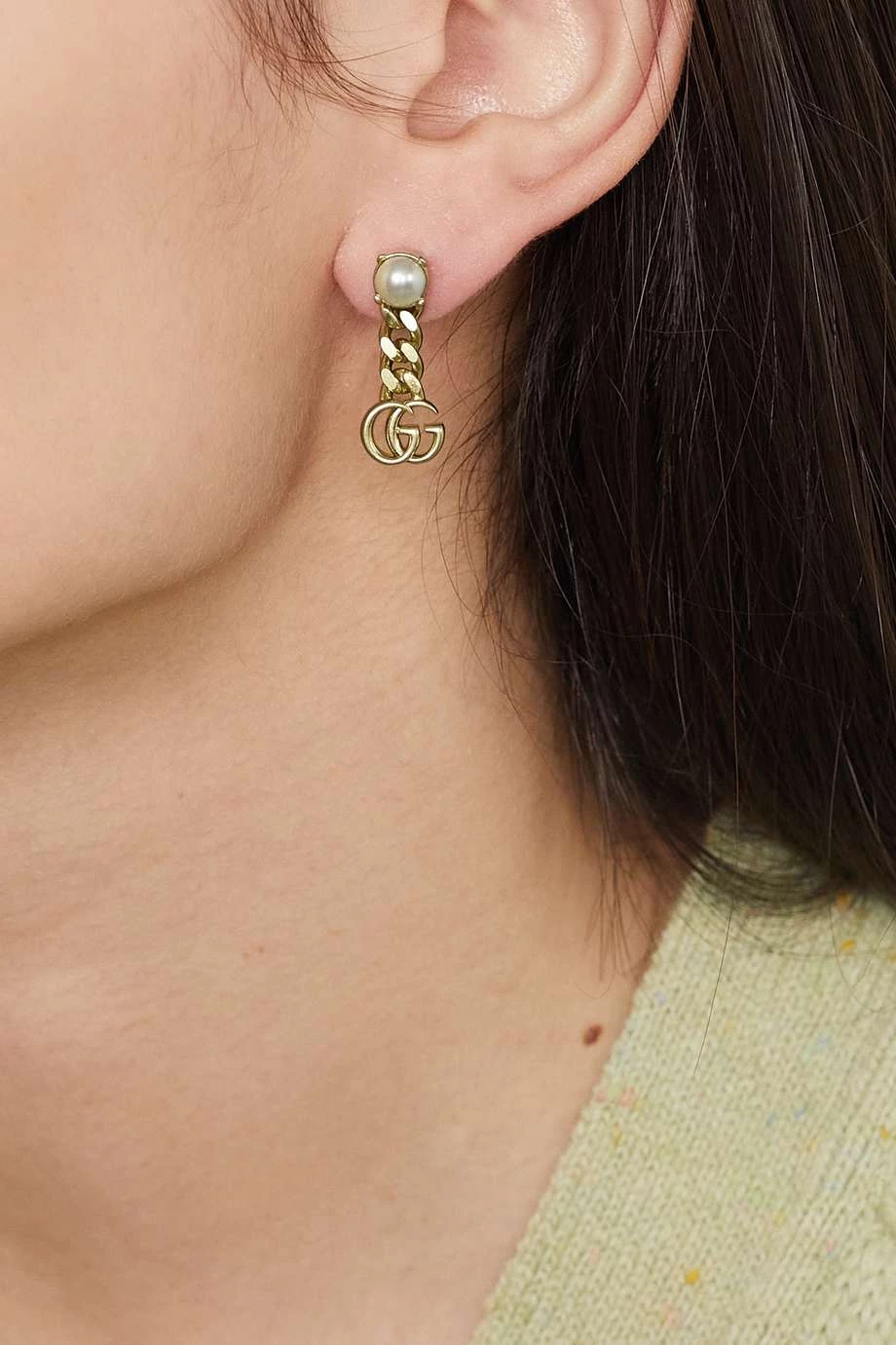 GUCCI Goldfarbene Ohrringe Mit Kunstperlen 5 GUCCI Goldfarbene Ohrringe Mit Kunstperlen – Bild 5