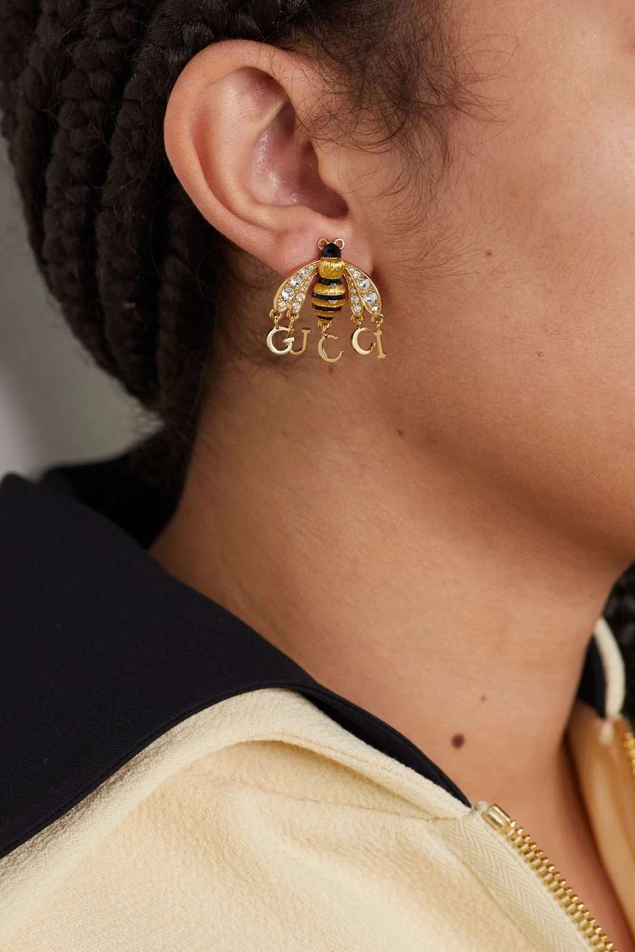 GUCCI Goldfarbene Ohrringe Mit Kristallen Und Emaille 2 GUCCI Goldfarbene Ohrringe Mit Kristallen Und Emaille – Bild 2