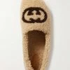 GUCCI Elea Flache Schuhe Aus Shearling Mit Logoprint ,Beige