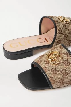 GUCCI Jolie Pantoletten Aus Verziertem Canvas Mit Logomuster Und Lederbesätzen ,Beige -Offizielle GUCCI Website w920 q60 1276