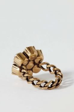 GUCCI GG Marmont Goldfarbener Ring Mit Kristallen 6 GUCCI GG Marmont Goldfarbener Ring Mit Kristallen -Offizielle GUCCI Website w920 q60 1285