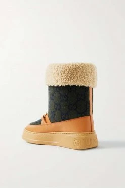 GUCCI Schneestiefel Aus Filz Mit Logomuster, Horsebit-Detail Und Besätzen Aus Shearling Und Leder ,Braun -Offizielle GUCCI Website w920 q60 1537