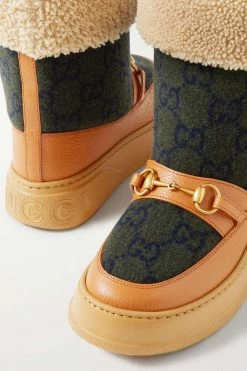 GUCCI Schneestiefel Aus Filz Mit Logomuster, Horsebit-Detail Und Besätzen Aus Shearling Und Leder ,Braun -Offizielle GUCCI Website w920 q60 1538