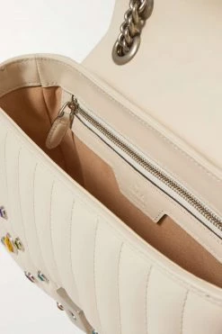 GUCCI GG Marmont 2.0 Kleine Schultertasche Aus Gestepptem Leder Mit Kristallen ,Weiß 10 GUCCI GG Marmont 2.0 Kleine Schultertasche Aus Gestepptem Leder Mit Kristallen ,Weiß -Offizielle GUCCI Website w920 q60 1566