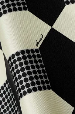 GUCCI Schluppenbluse Aus Bedrucktem Seiden-Twill ,Elfenbein -Offizielle GUCCI Website w920 q60 1745