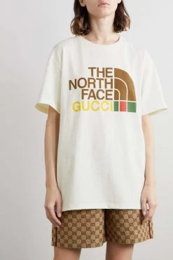 GUCCI + The North Face T-Shirt Aus Baumwoll-Jersey Mit Print ,Weiß -Offizielle GUCCI Website w920 q60 1800