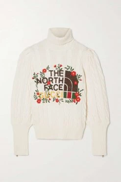 GUCCI + The North Face Rollkragenpullover Aus Wolle In Zopfstrick Mit Stickerei ,Elfenbein