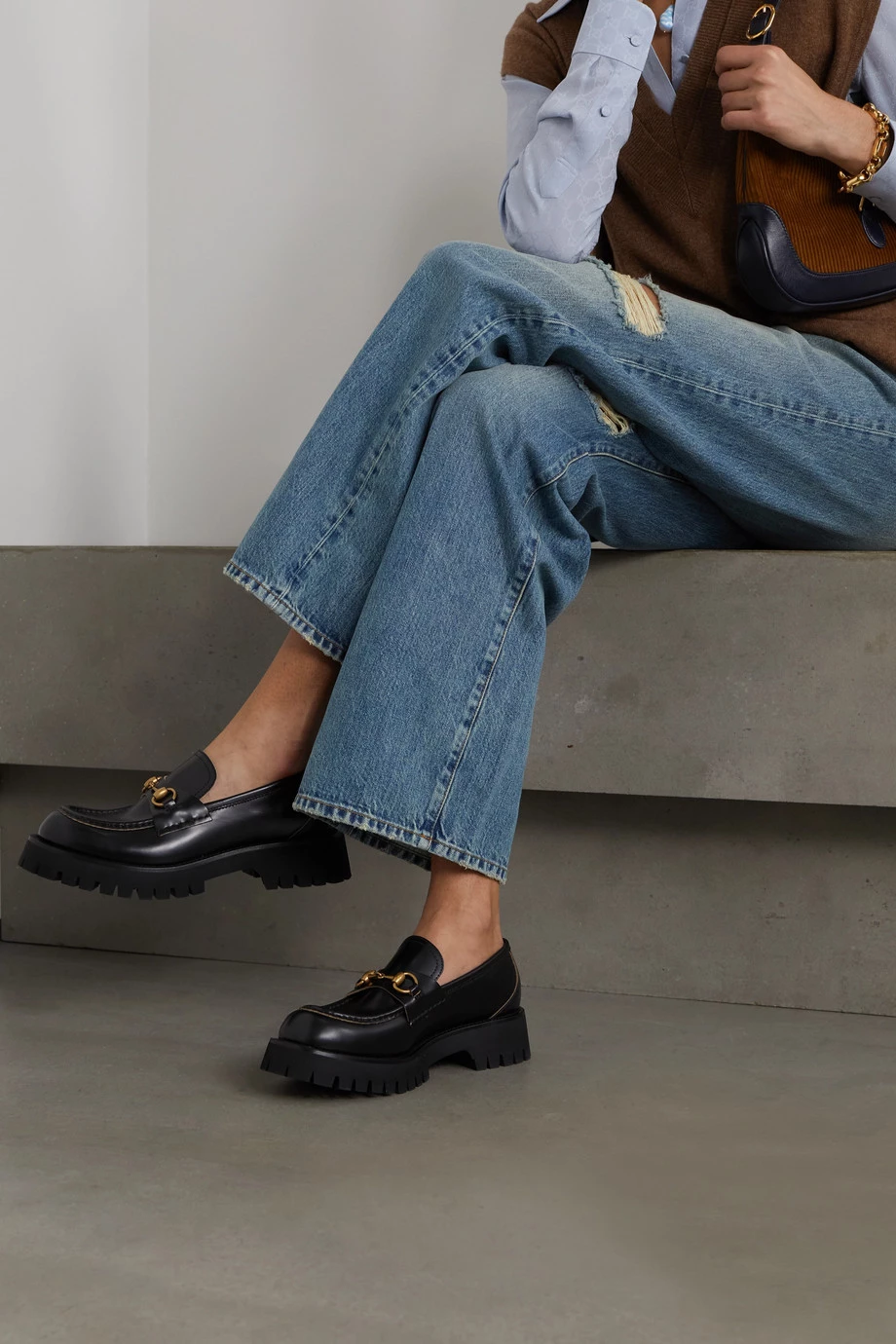 GUCCI Loafers Aus Leder Mit Horsebit-Detail, Plateau Und Metallic-Stickerei ,Schwarz 2 GUCCI Loafers Aus Leder Mit Horsebit-Detail, Plateau Und Metallic-Stickerei ,Schwarz – Bild 2