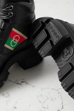 GUCCI Romance Schnürstiefel Aus Leder Mit Besatz Aus Logo-Jacquard ,Schwarz -Offizielle GUCCI Website w920 q60 2002