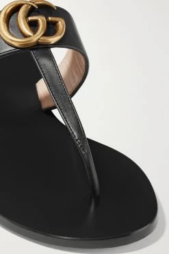 GUCCI Marmont Sandalen Aus Leder Mit Logoverzierung ,Schwarz -Offizielle GUCCI Website w920 q60 2402