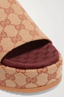 GUCCI Angelina Pantoletten Aus Beschichtetem Canvas Mit Logomuster Und Plateau ,Beige -Offizielle GUCCI Website w920 q60 2421