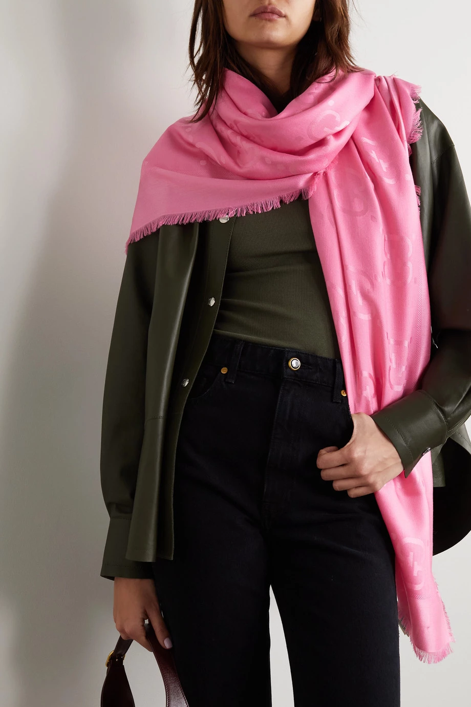 GUCCI Tuch Aus Jacquard Aus Einer Seiden-Wollmischung Mit Fransen ,Pink 2 GUCCI Tuch Aus Jacquard Aus Einer Seiden-Wollmischung Mit Fransen ,Pink – Bild 2