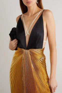GUCCI Aria Robe Aus Plissiertem Lamé Und Seidensatin ,Gold -Offizielle GUCCI Website w920 q60 2685