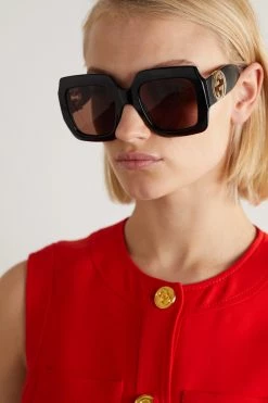 GUCCI EYEWEAR Oversized-Sonnenbrille Mit Eckigem Rahmen Aus Azetat Mit Goldfarbenen Details ,Schwarz 9 GUCCI EYEWEAR Oversized-Sonnenbrille Mit Eckigem Rahmen Aus Azetat Mit Goldfarbenen Details ,Schwarz -Offizielle GUCCI Website w920 q60 2735