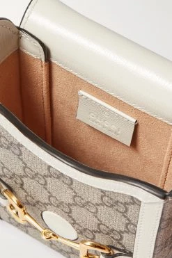GUCCI Horsebit 1955 Beutel Aus Bedrucktem Beschichtetem Canvas Mit Lederbesätzen ,Weiß -Offizielle GUCCI Website w920 q60 2916