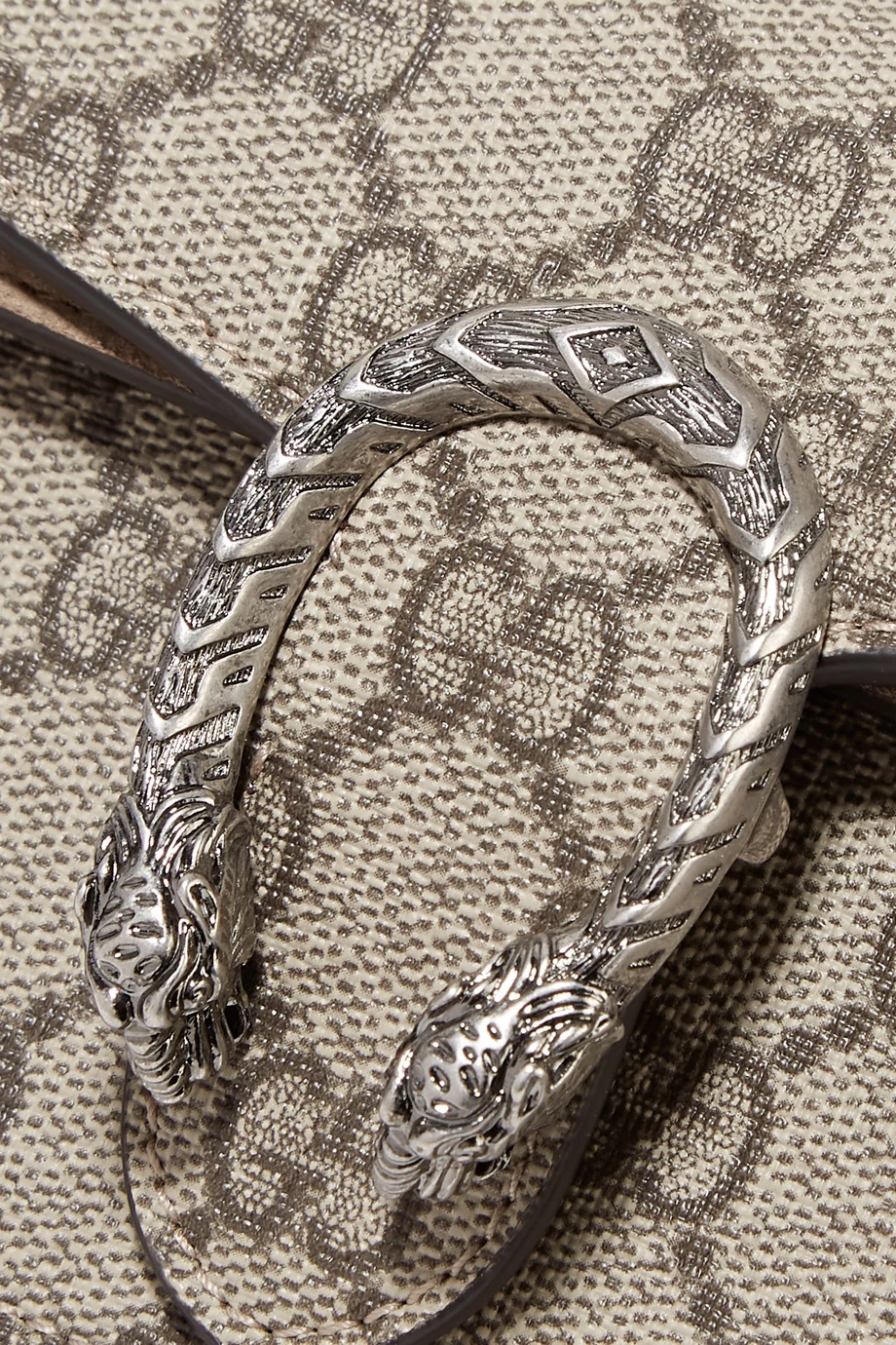 GUCCI Dionysus Super Mini Schultertasche Aus Beschichtetem Canvas Und Veloursleder Mit Print ,Beige 4 GUCCI Dionysus Super Mini Schultertasche Aus Beschichtetem Canvas Und Veloursleder Mit Print ,Beige – Bild 4