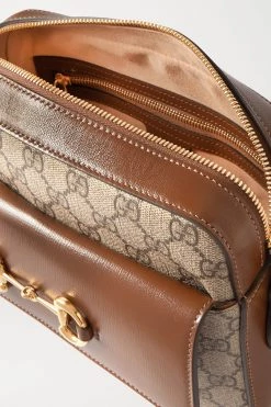 GUCCI Horsebit 1955 Kleine Bedruckte Schultertasche Aus Beschichtetem Canvas Mit Lederbesätzen ,Braun 9 GUCCI Horsebit 1955 Kleine Bedruckte Schultertasche Aus Beschichtetem Canvas Mit Lederbesätzen ,Braun -Offizielle GUCCI Website w920 q60 3064
