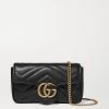 GUCCI GG Marmont Super Mini Schultertasche Aus Gestepptem Leder ,Schwarz