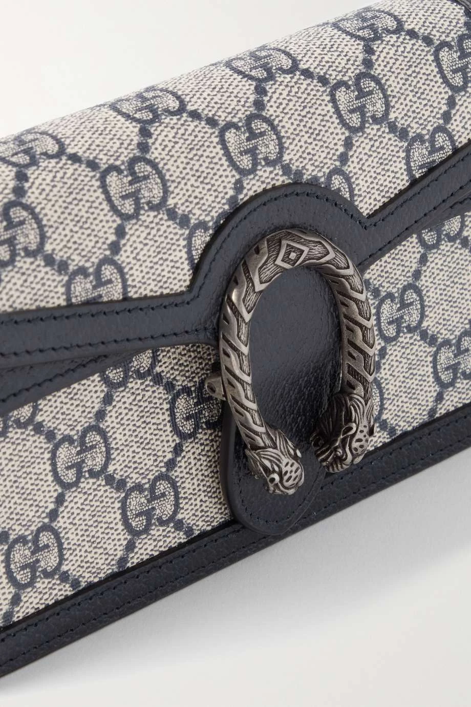 GUCCI Dionysus Super Mini Schultertasche Aus Beschichtetem Canvas Mit Lederbesätzen Und Print ,Navy 4 GUCCI Dionysus Super Mini Schultertasche Aus Beschichtetem Canvas Mit Lederbesätzen Und Print ,Navy – Bild 4
