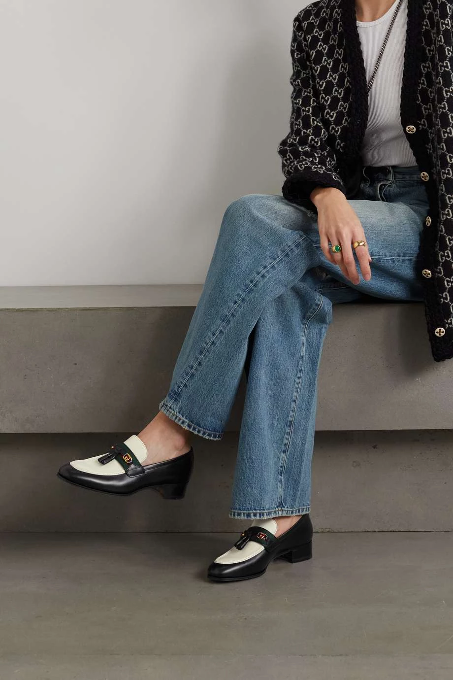 GUCCI Paride Loafers Aus Zweifarbigem Leder Mit Troddel ,Schwarz 2 GUCCI Paride Loafers Aus Zweifarbigem Leder Mit Troddel ,Schwarz – Bild 2