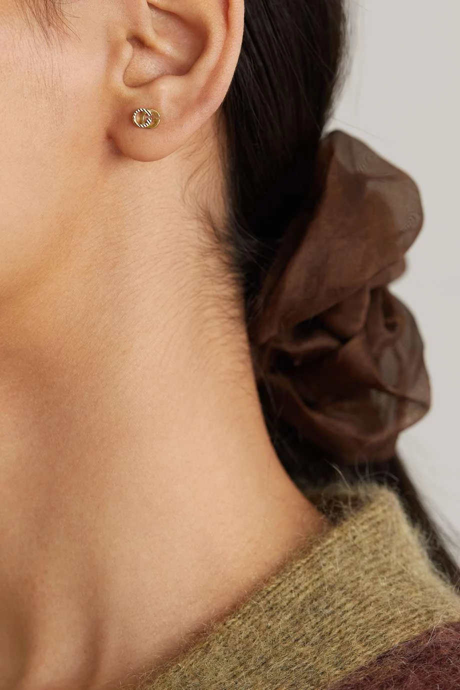 GUCCI GG Running Ohrringe Aus 18 Karat Gold 2 GUCCI GG Running Ohrringe Aus 18 Karat Gold – Bild 2